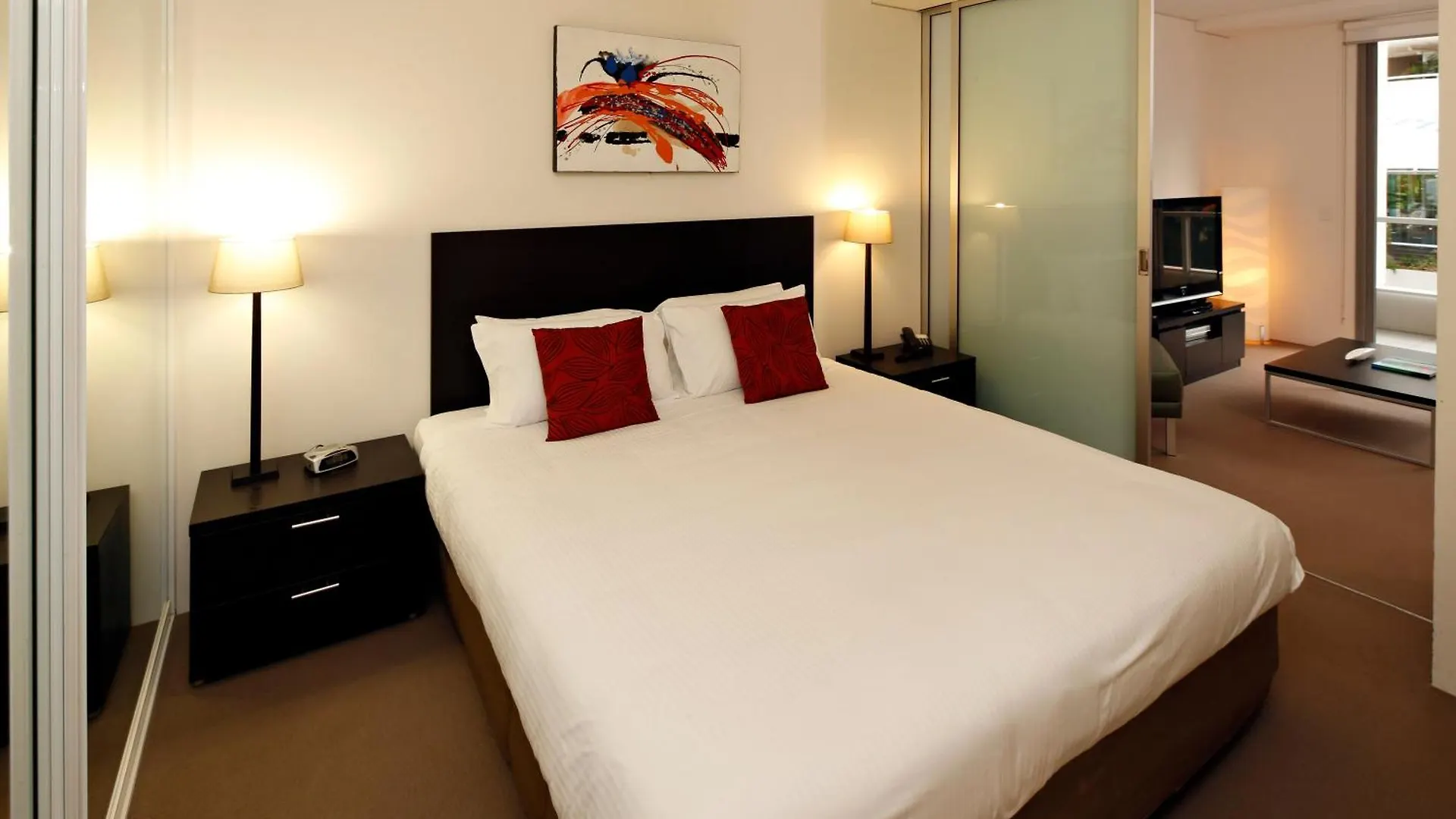 Cairns Private Apartments Aparthotel