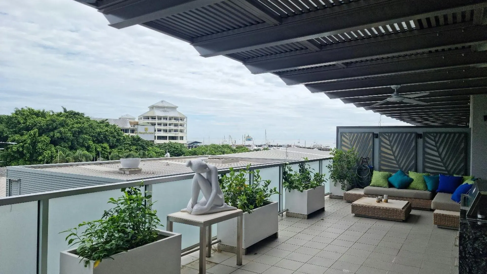 Cairns Private Apartments