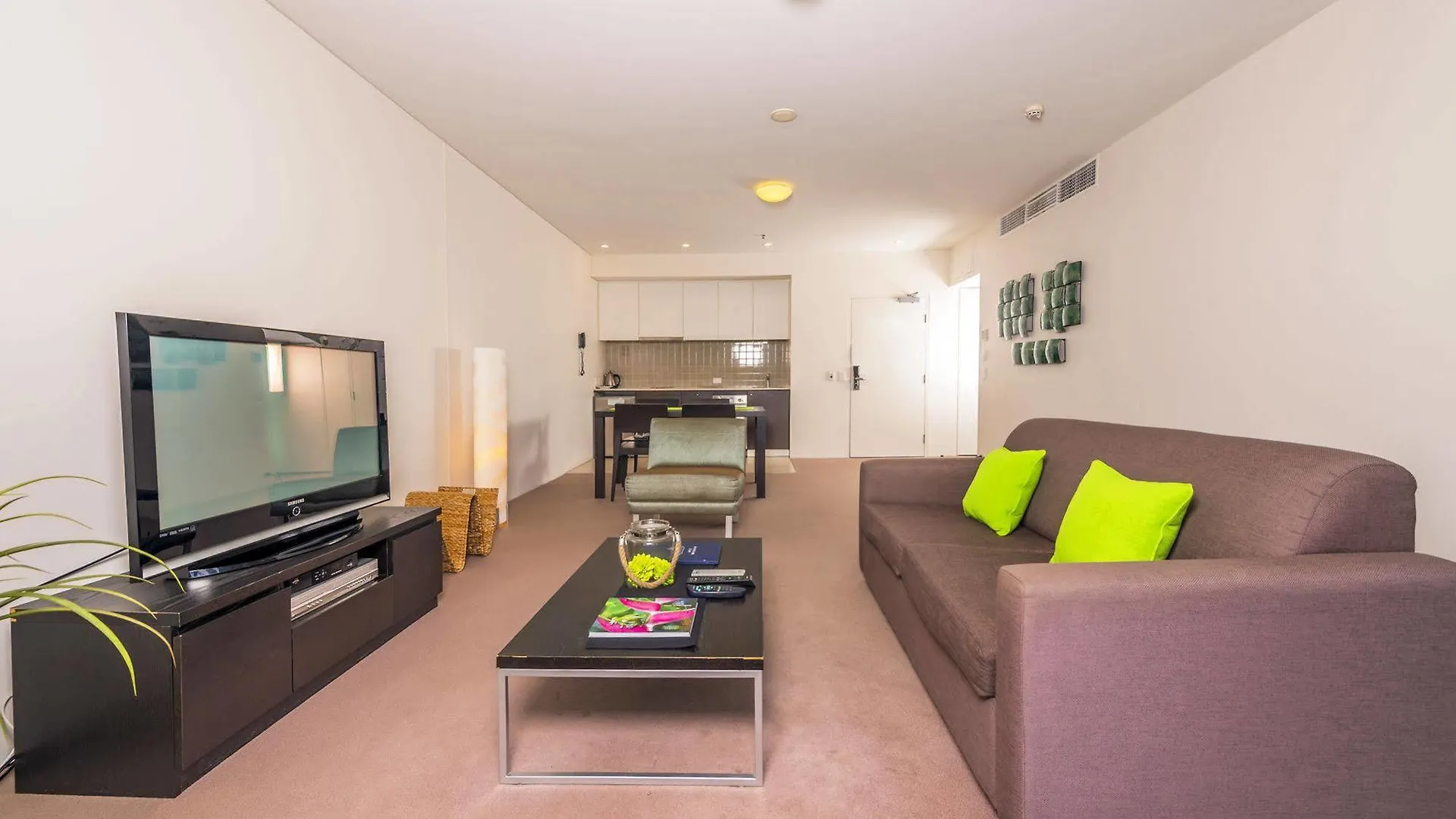**** Aparthotel Cairns Private Apartments Australia