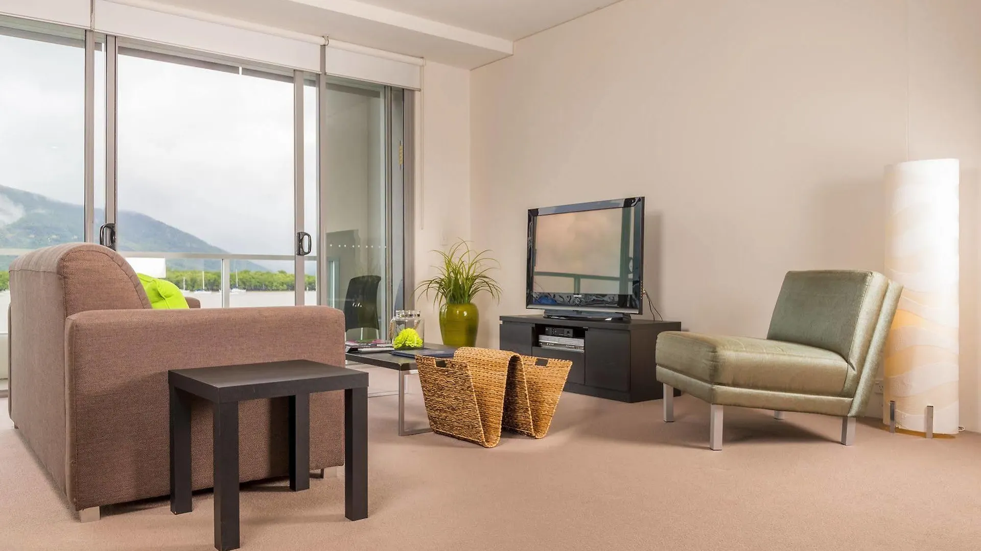 Cairns Private Apartments 4*,