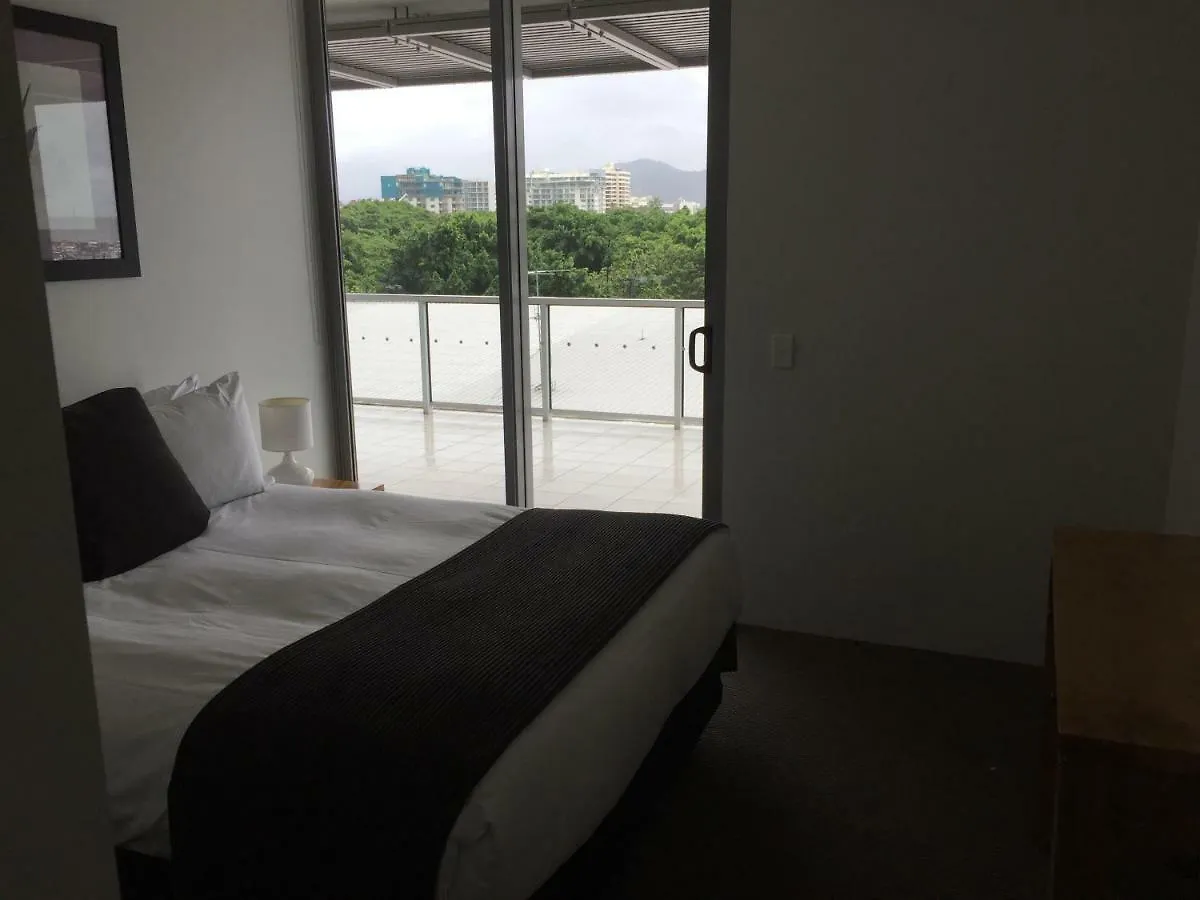 Aparthotel Cairns Private Apartments